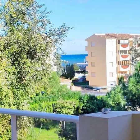 Mares By Costa 公寓